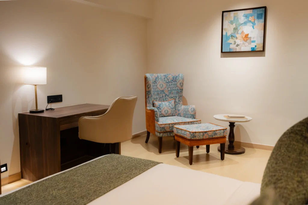 Superior Room (Queen Bed)(1)